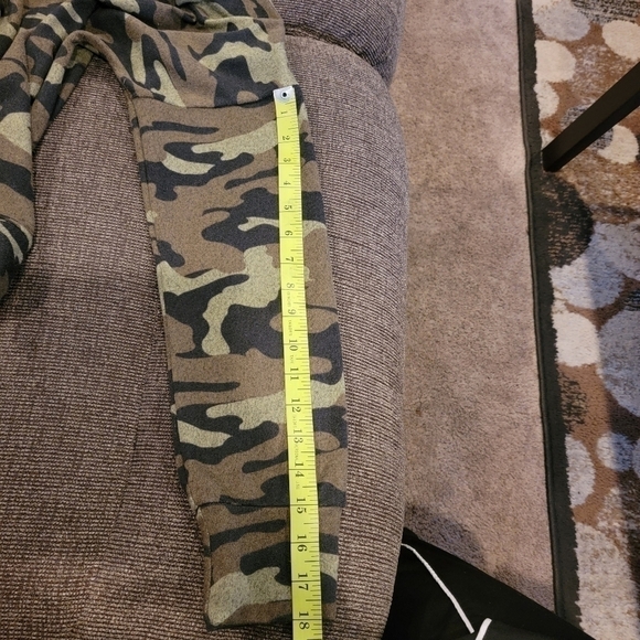 Ny Collection Camouflage Pullover Sweatshirt Size L - Picture 8 of 8